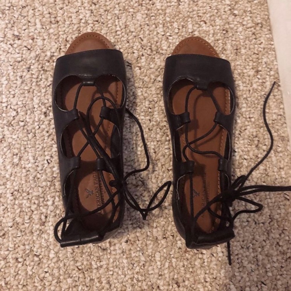 american eagle sandals